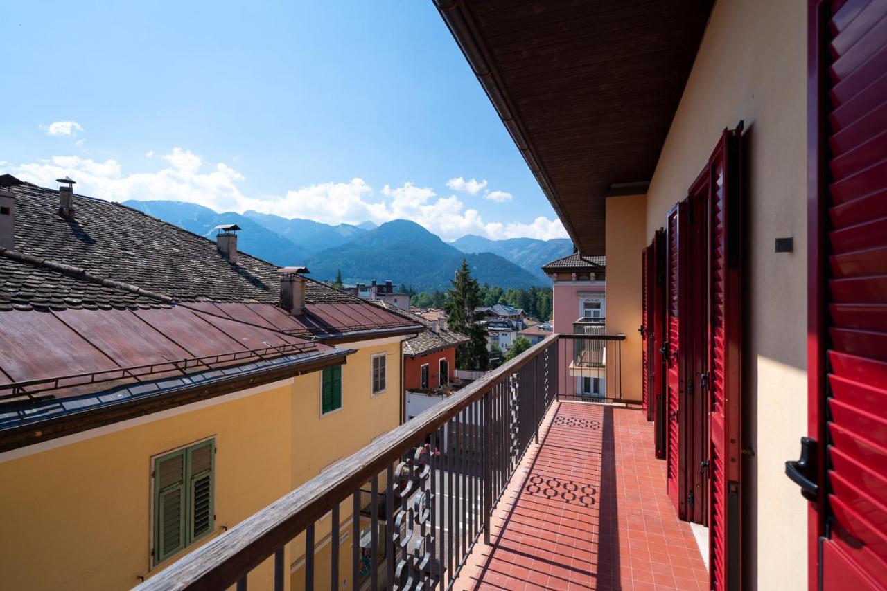 Cauriol Suites 2.3 Cavalese Bagian luar foto